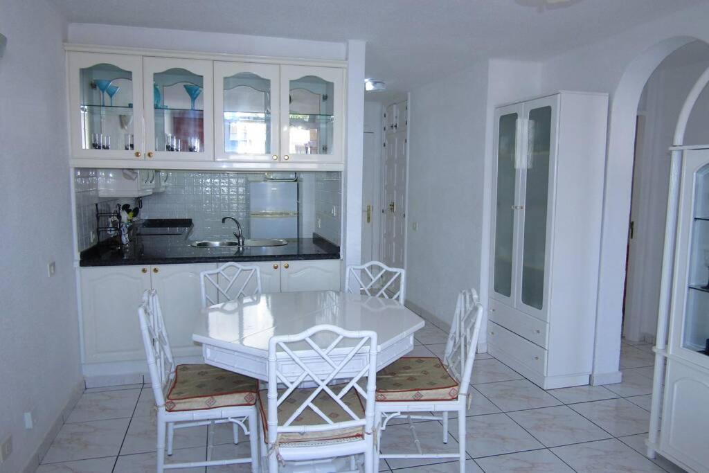 2 Bedrooms Playa Las Americas Parque Santiago I Heated Pool Playa de las Americas  Exterior photo